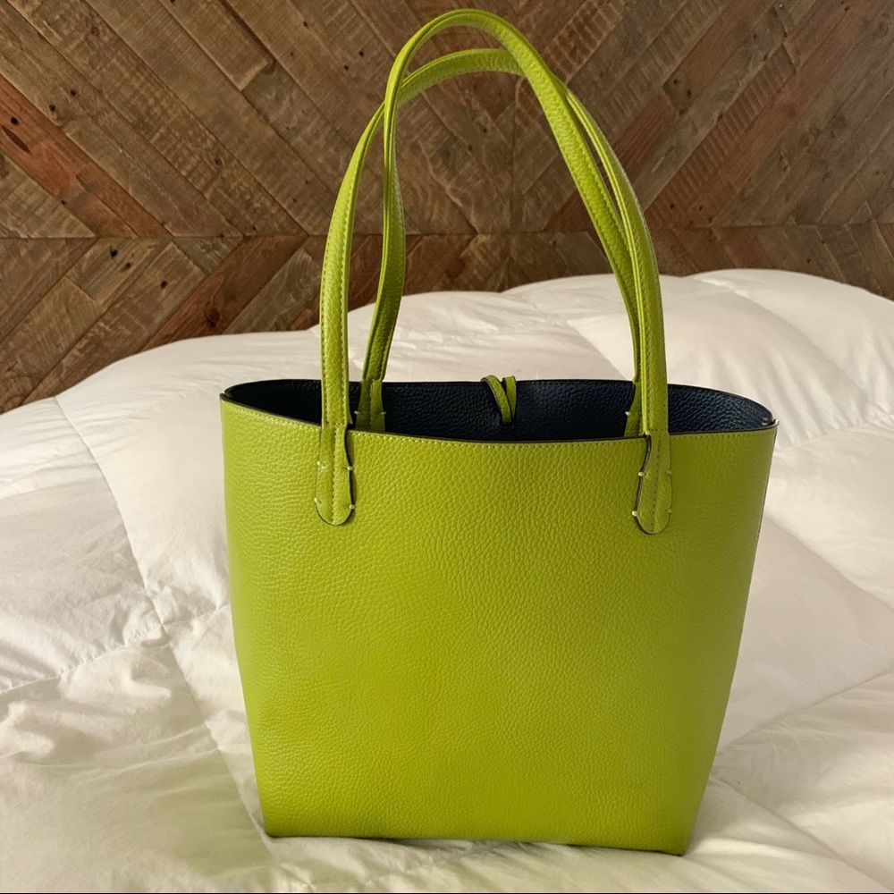 Lime/Navy Vegan Tote - Picture 6 of 8